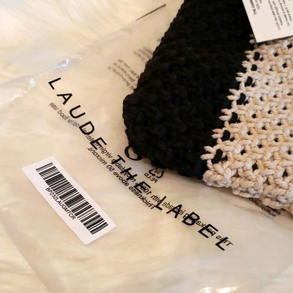 NWT Laude The Label Gabby Mini Macrame Bag Wood Ring Handles Black Ecru - Picture 6 of 9